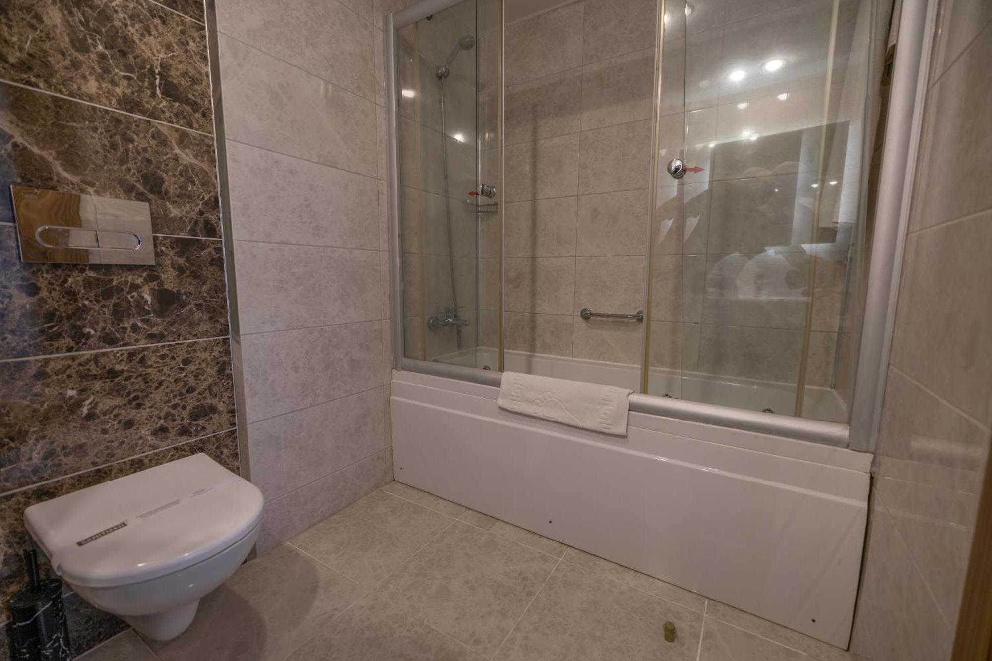 Halic Park Hotel Айвалык Экстерьер фото