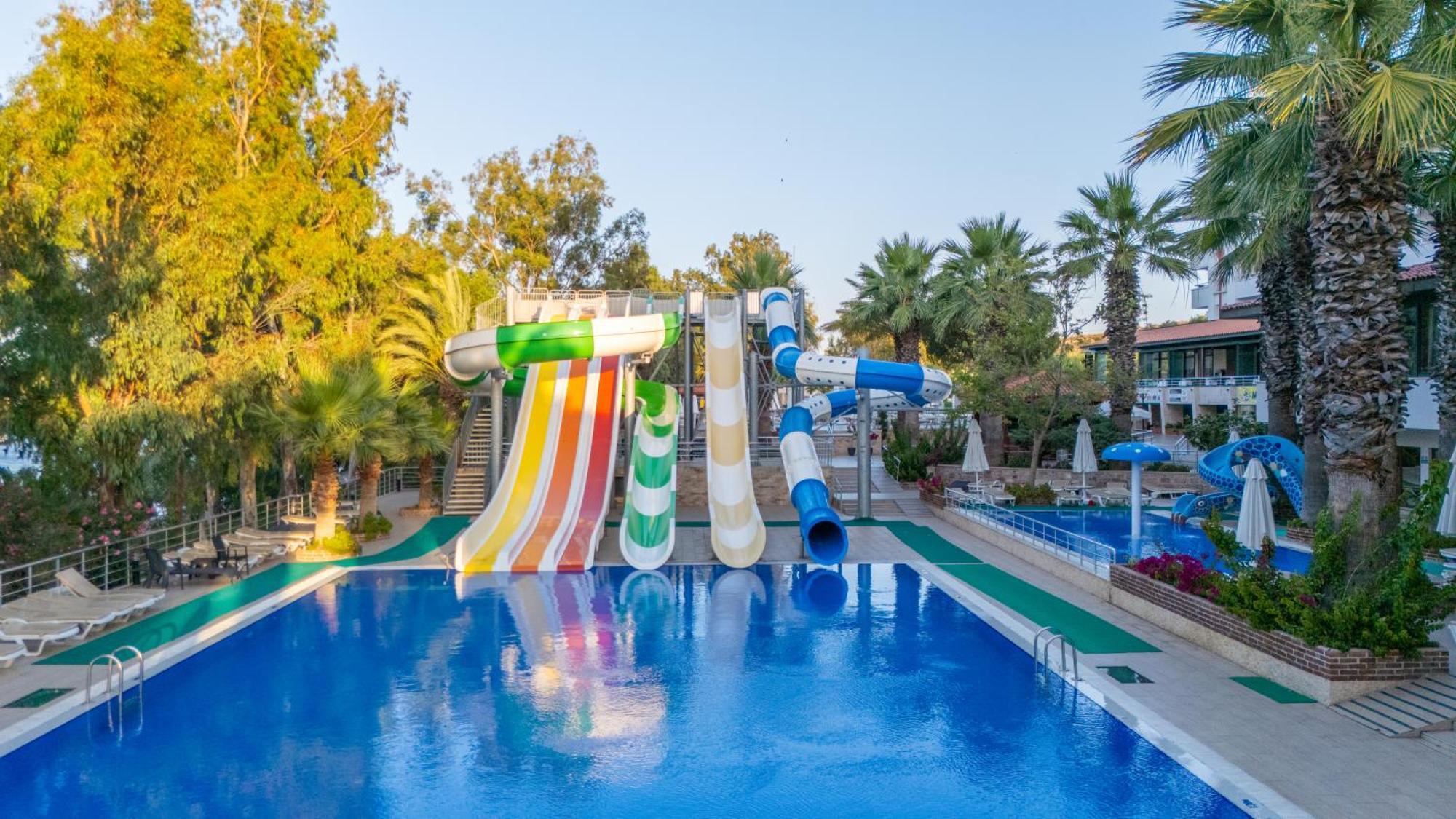 Halic Park Hotel Айвалык Экстерьер фото