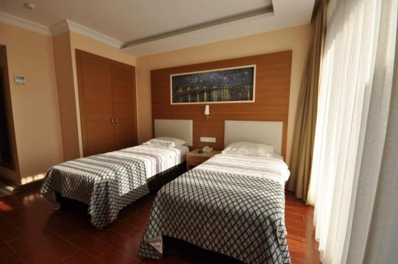 Halic Park Hotel Айвалык Экстерьер фото